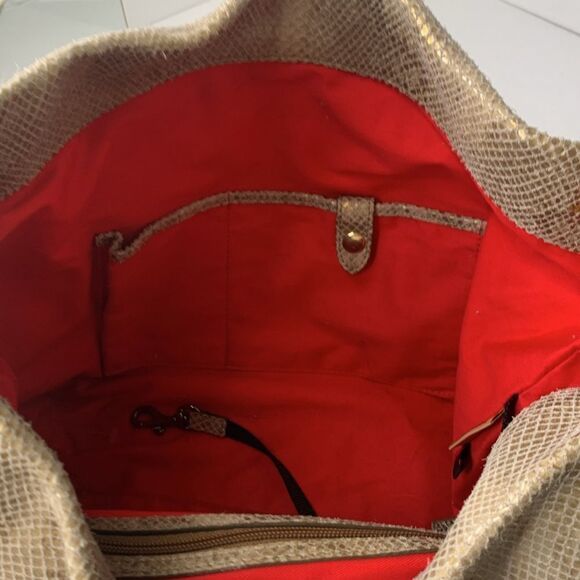 Dooney & Bourke Belvedere gold snakeskin textured leather Logo Lock hobo bag - Picture 9 of 14